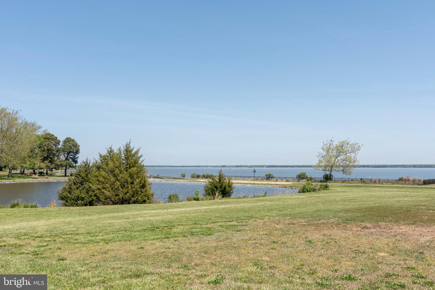 1508 Hambrooks Blvd Property Photo 7