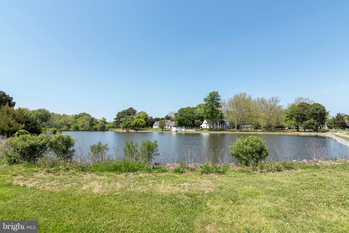 1508 Hambrooks Blvd Property Photo 8