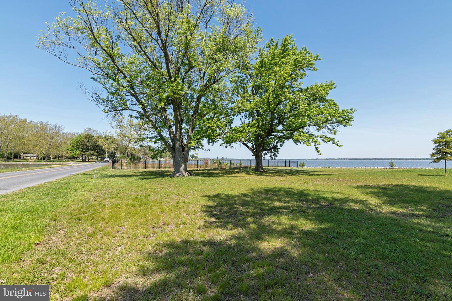1508 Hambrooks Blvd Property Photo 10