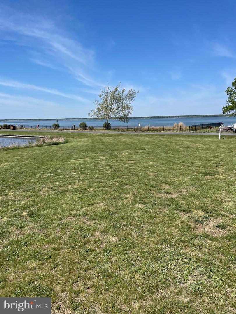 1508 Hambrooks Blvd Property Photo 41