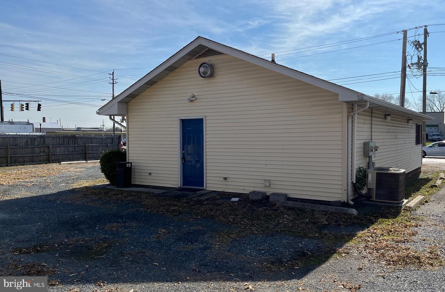 103 Cedar St Property Photo 5