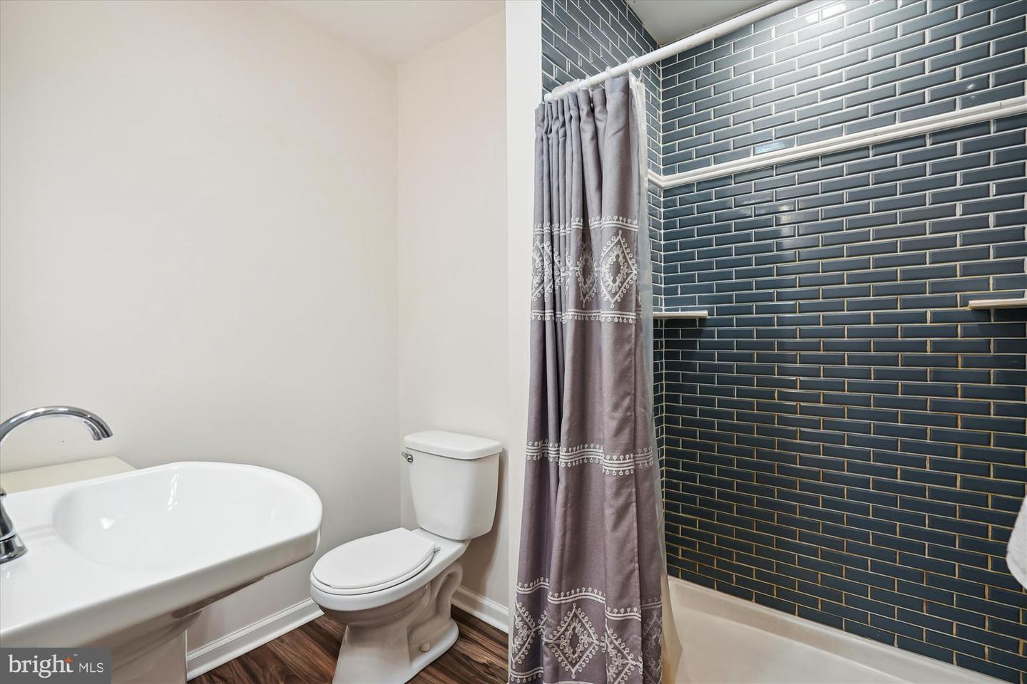 109 Willis St Property Photo 37