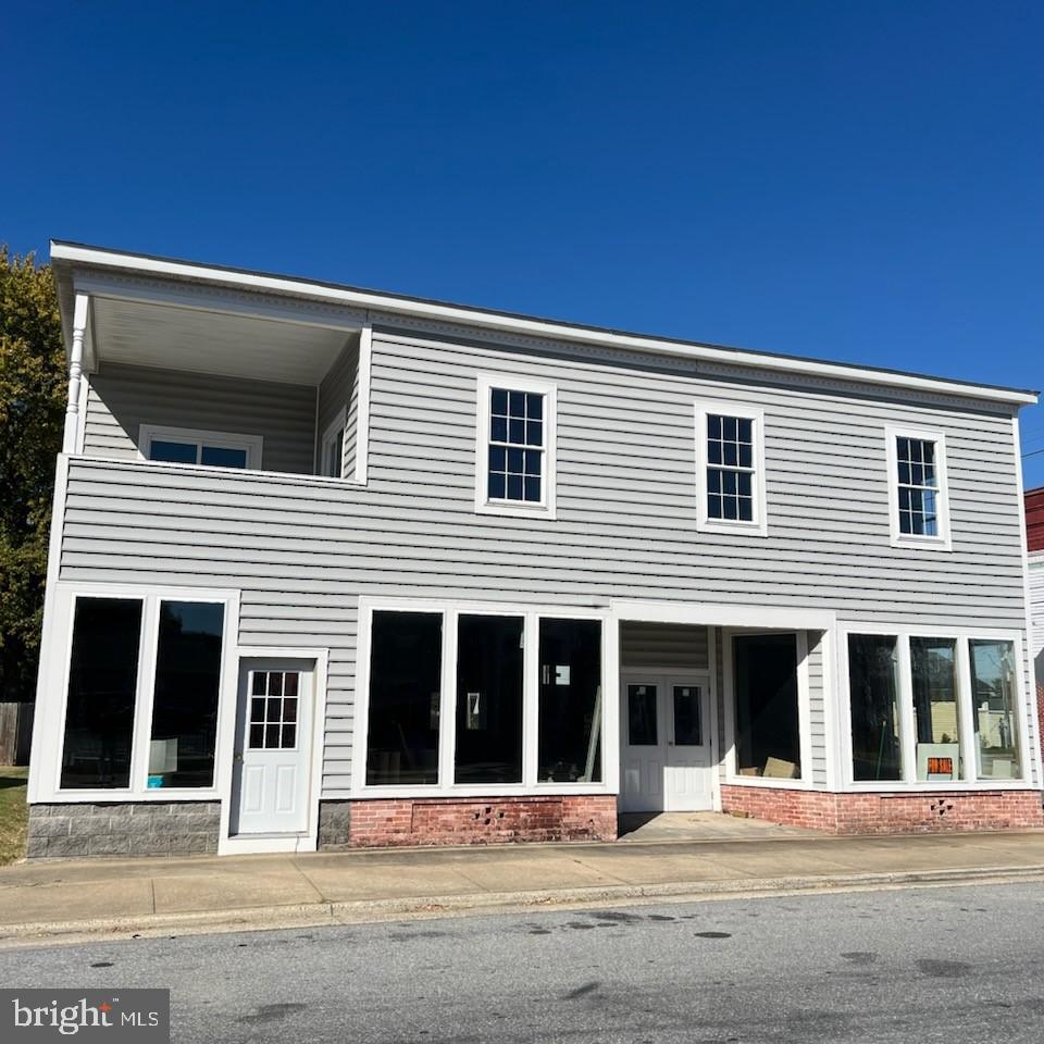 101 Market St Property Photo 1