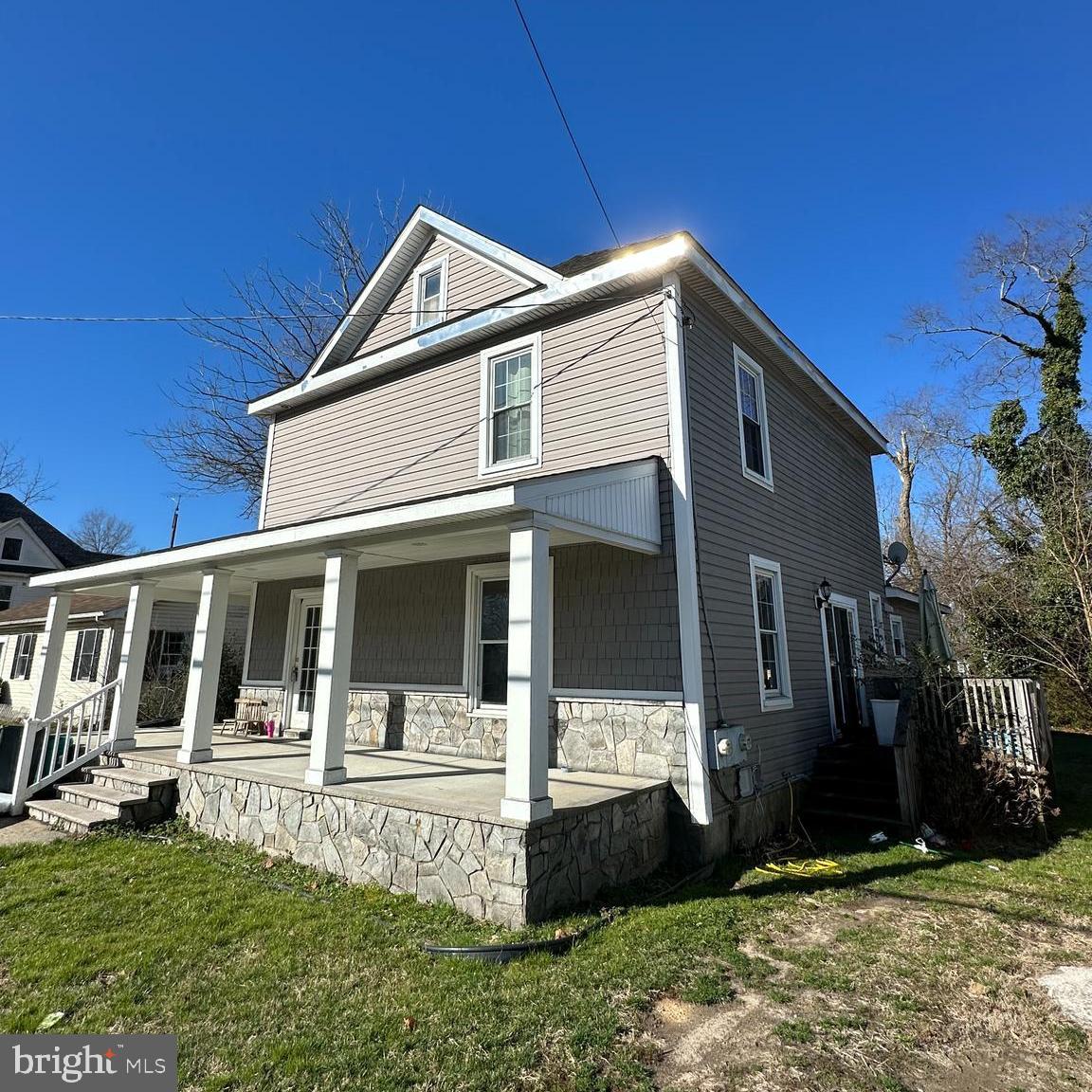 404 S Main St Property Photo 1