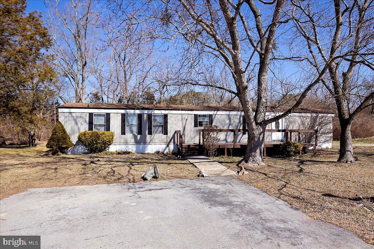 Beaver Neck Run Real Estate Listings Main Image