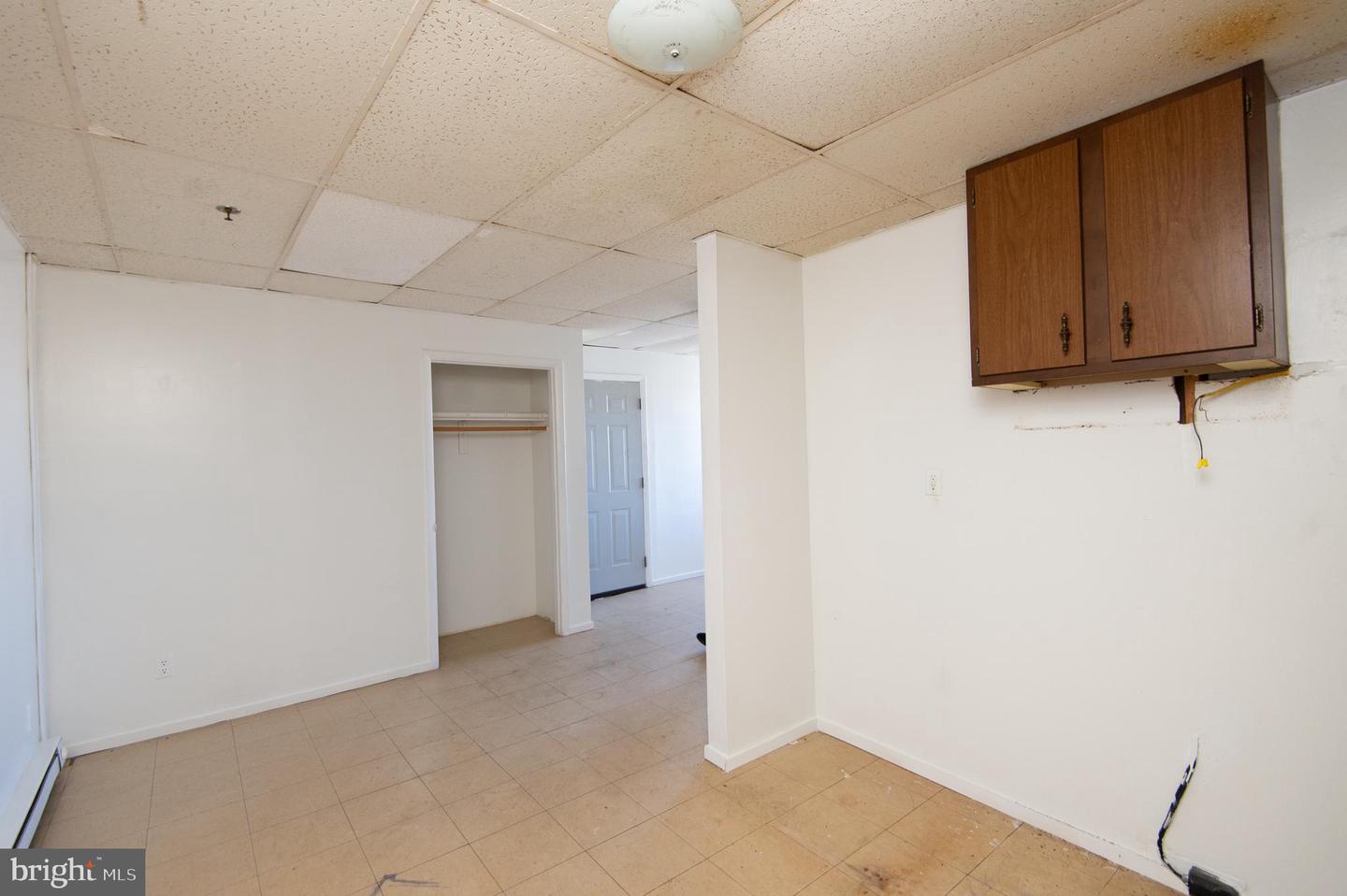 612-616 Race St Property Photo 17