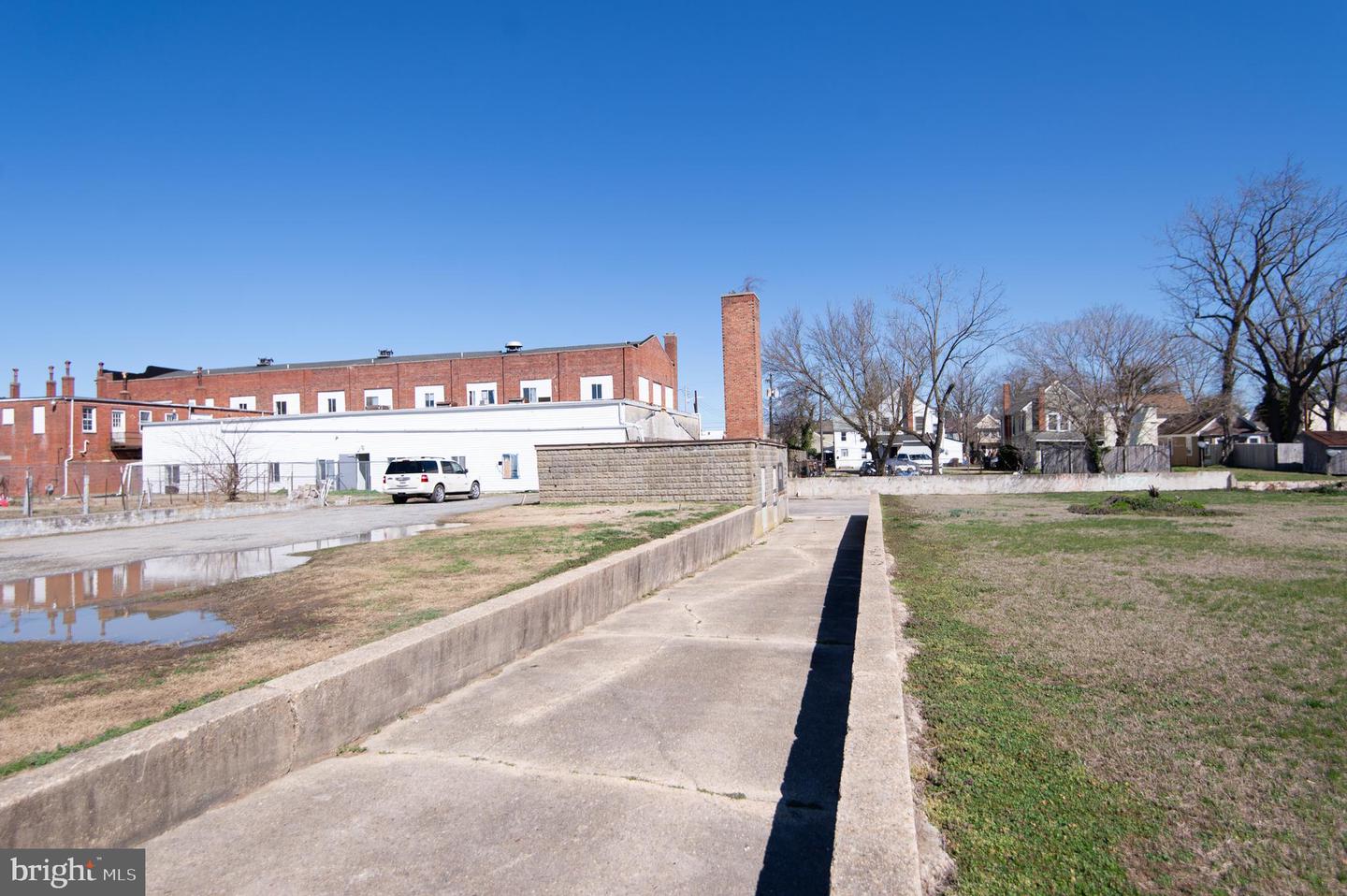 612-616 Race St Property Photo 46