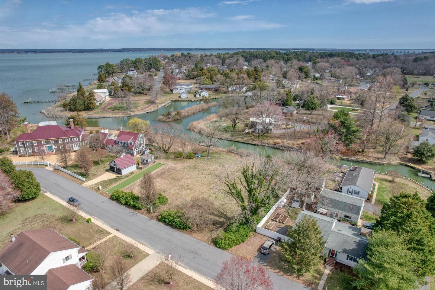 E S Harris Drive E Property Photo