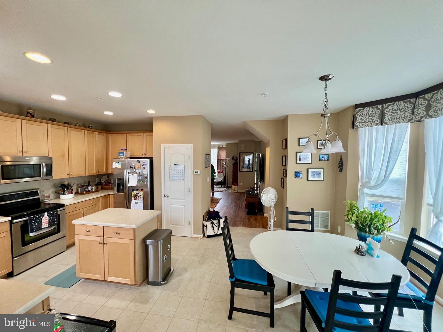 322 Shipyard Dr #82 Property Photo 9