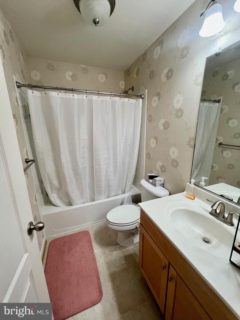 322 Shipyard Dr #82 Property Photo 21