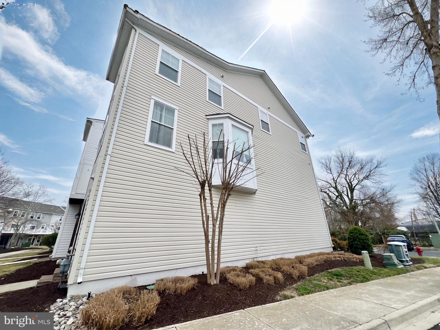 322 Shipyard Dr #82 Property Photo 27
