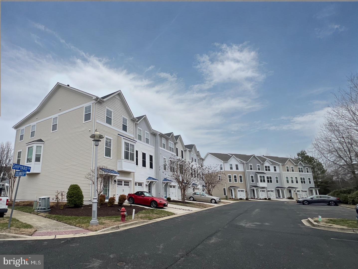 322 Shipyard Dr #82 Property Photo 32