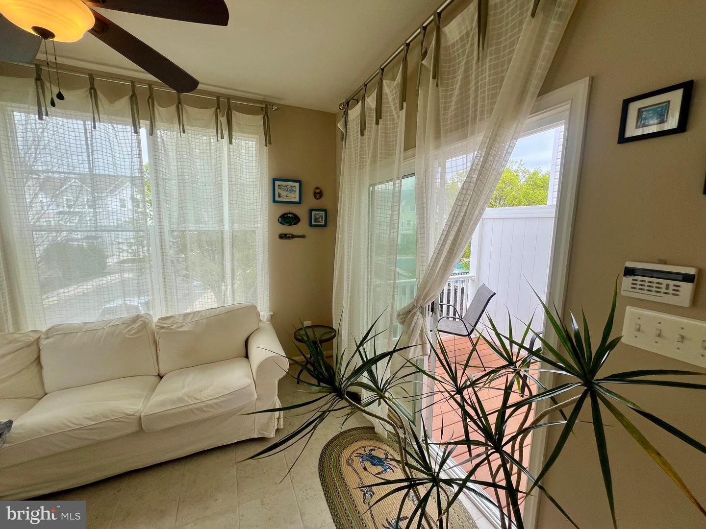 322 Shipyard Dr #82 Property Photo 33