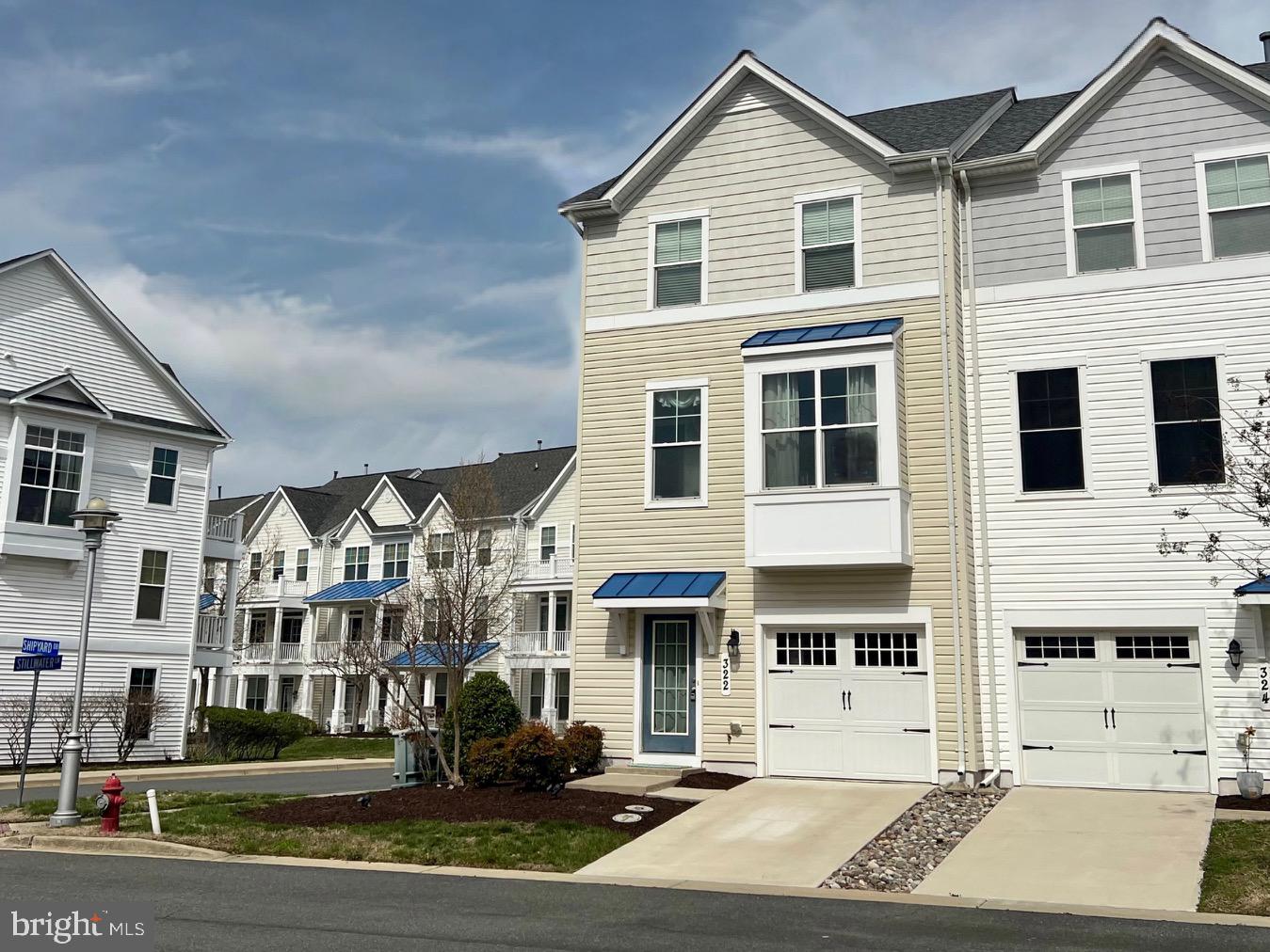 322 Shipyard Dr #82 Property Photo 39
