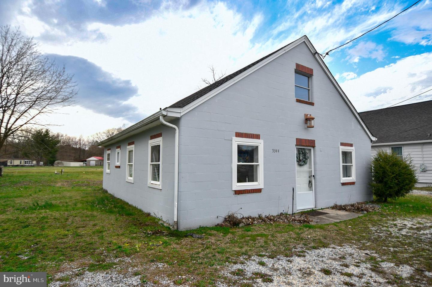 5344 Bucktown Rd Property Photo