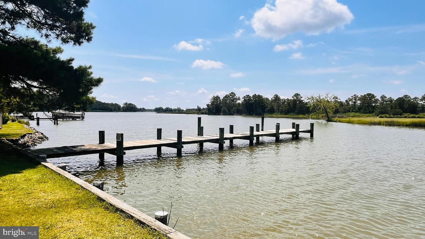 1609 Heliport Rd Property Photo