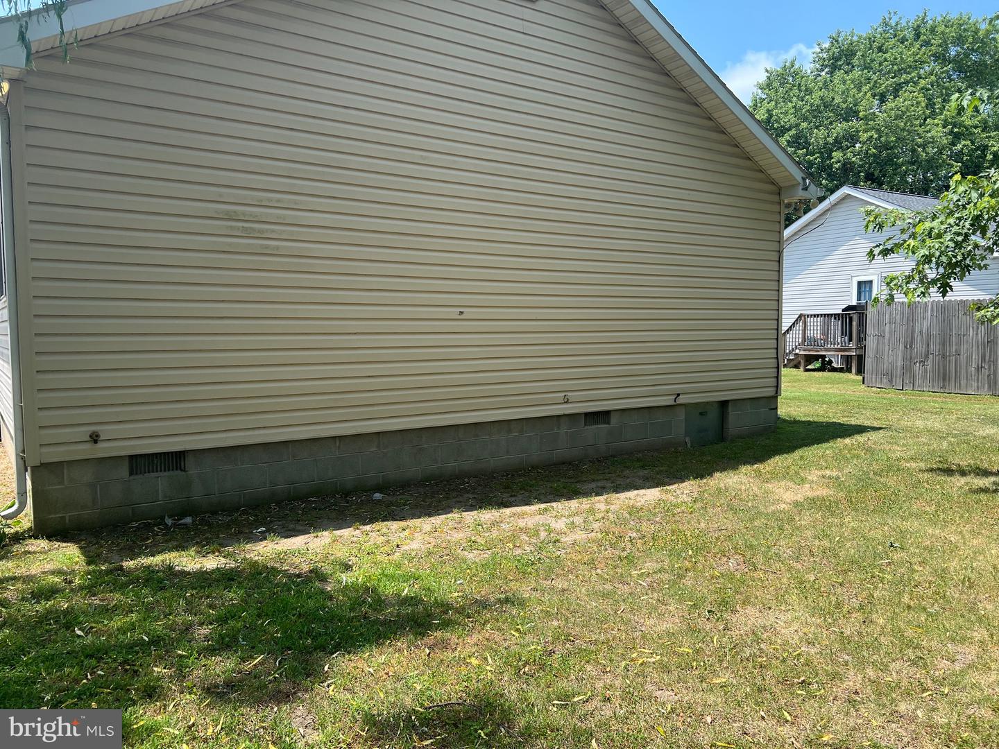 101 Commerce St Property Photo 1