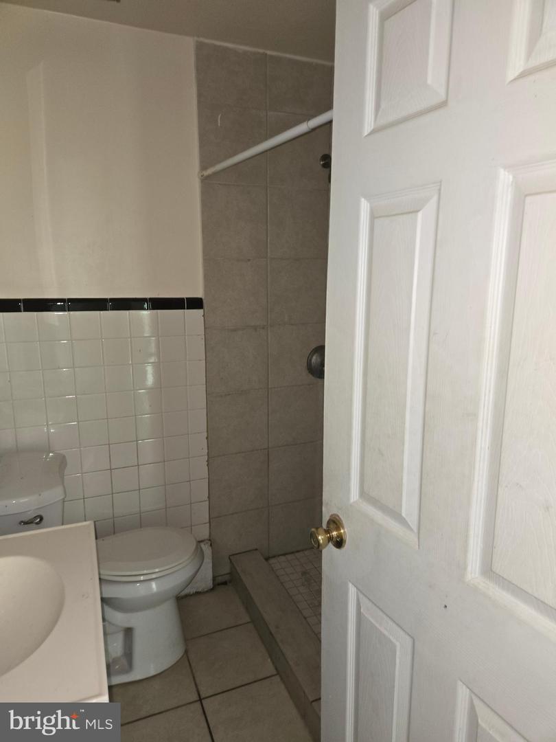 2906 Central Road Property Photo 33