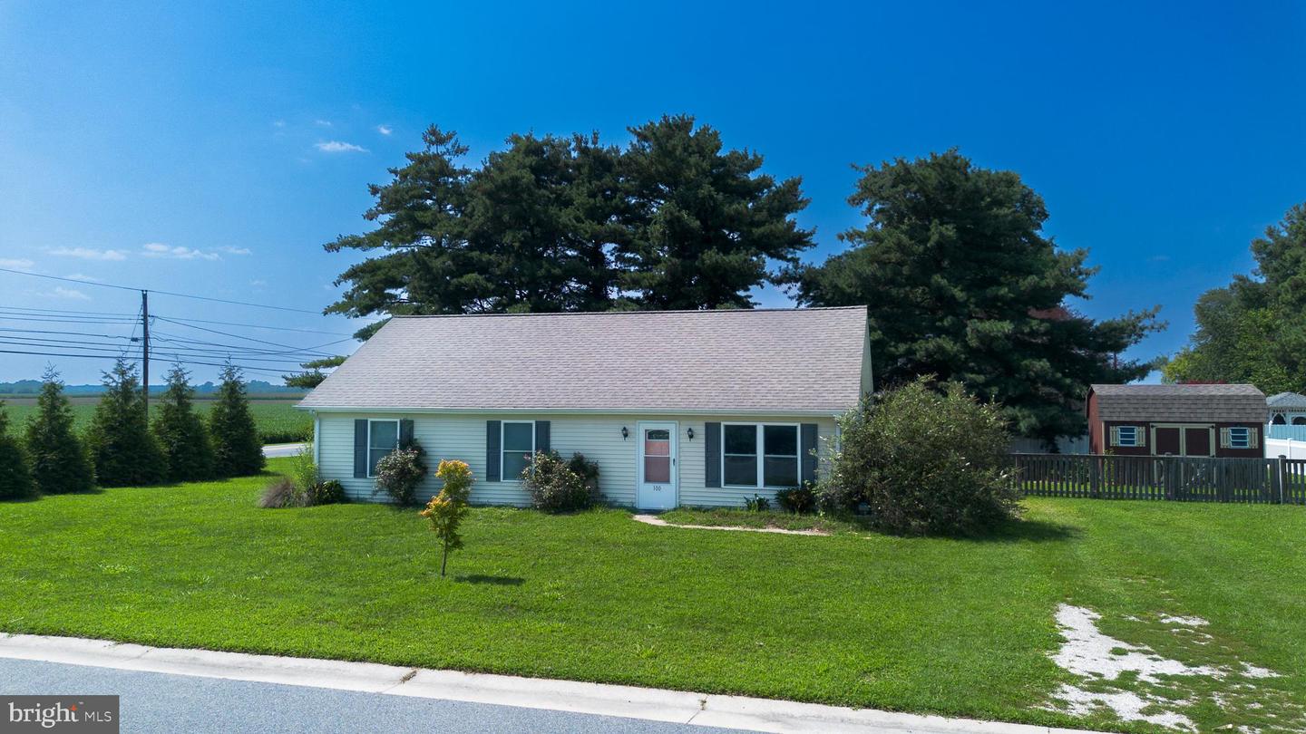 100 Barnes Ct Property Photo 1