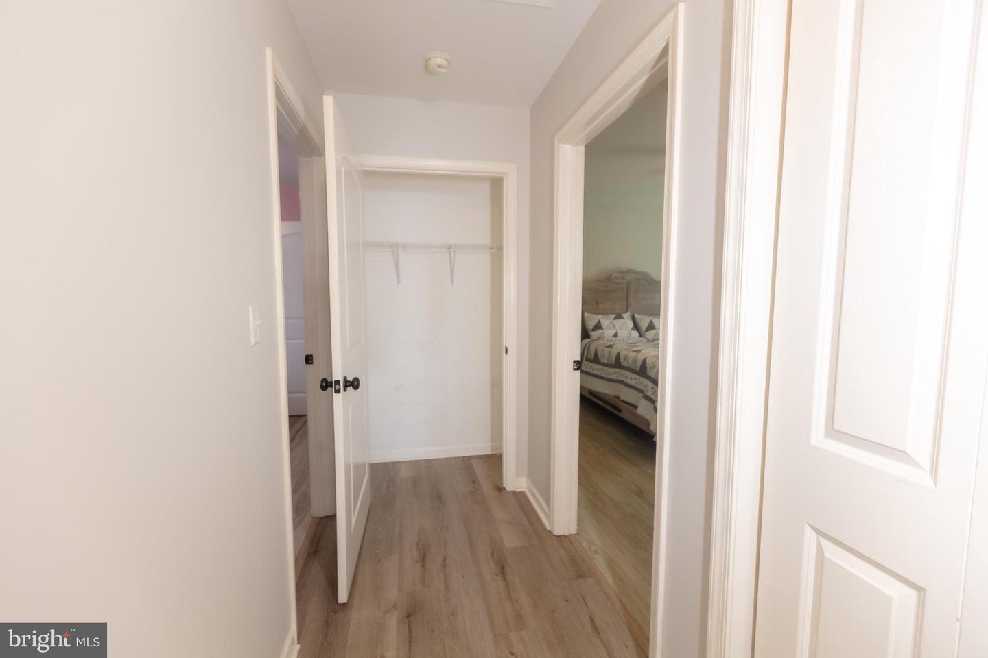 100 Barnes Ct Property Photo 19