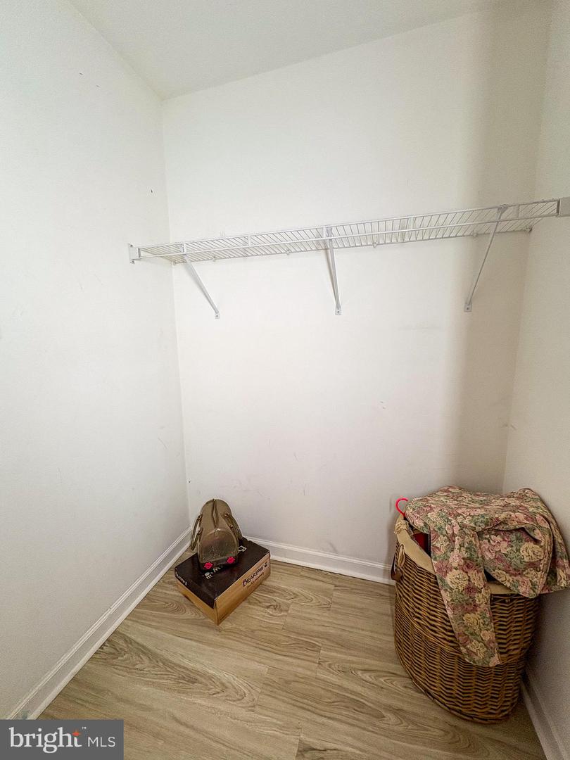 100 Barnes Ct Property Photo 30