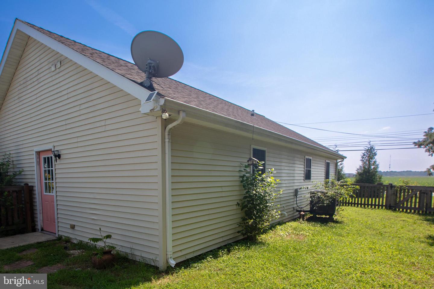 100 Barnes Ct Property Photo 35