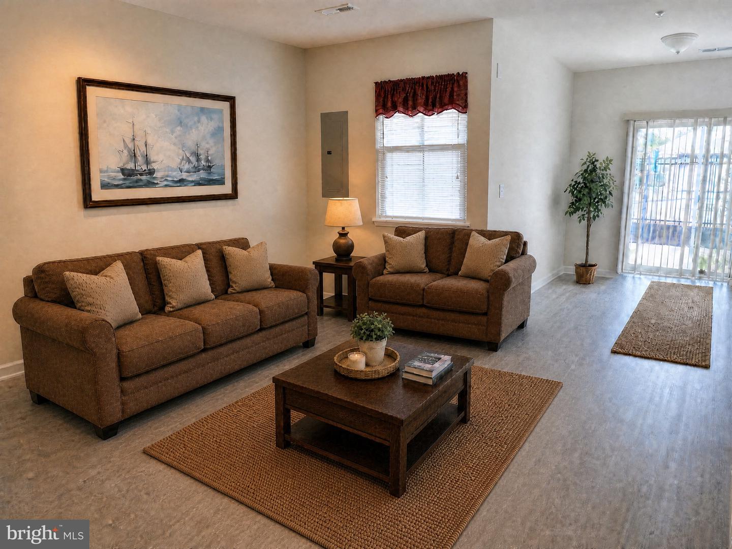 324 Shipyard Dr #83 Property Photo 10