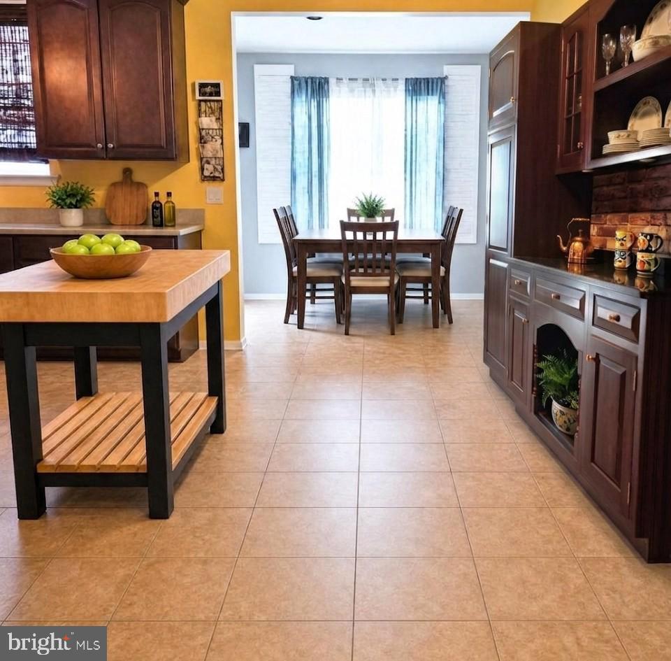 324 Shipyard Dr #83 Property Photo 12