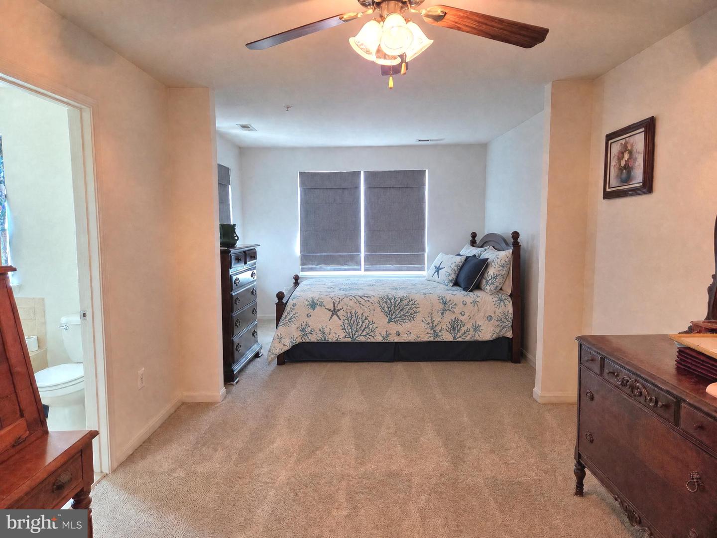 324 Shipyard Dr #83 Property Photo 16