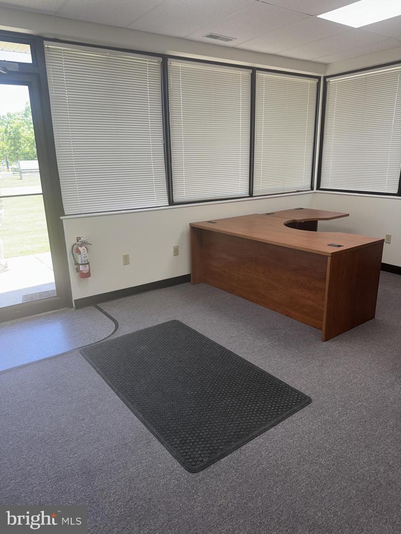 828a Airpax Rd #100 Property Photo 8