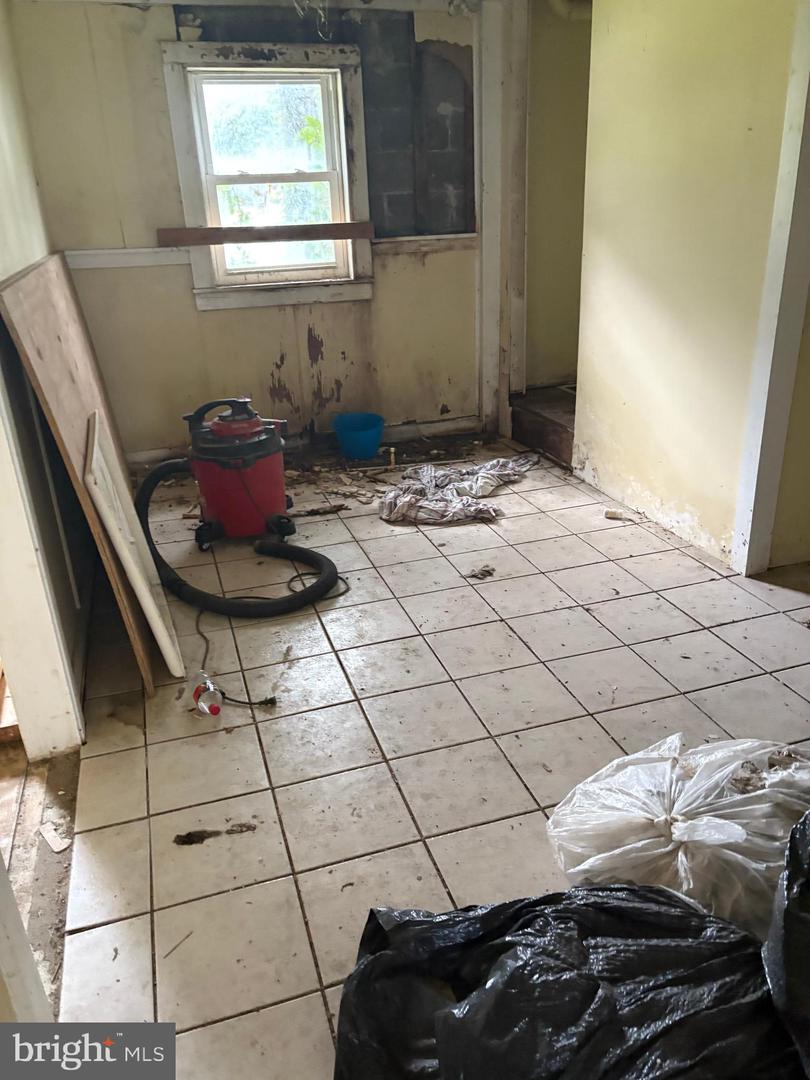 309 S Main St Property Photo 44