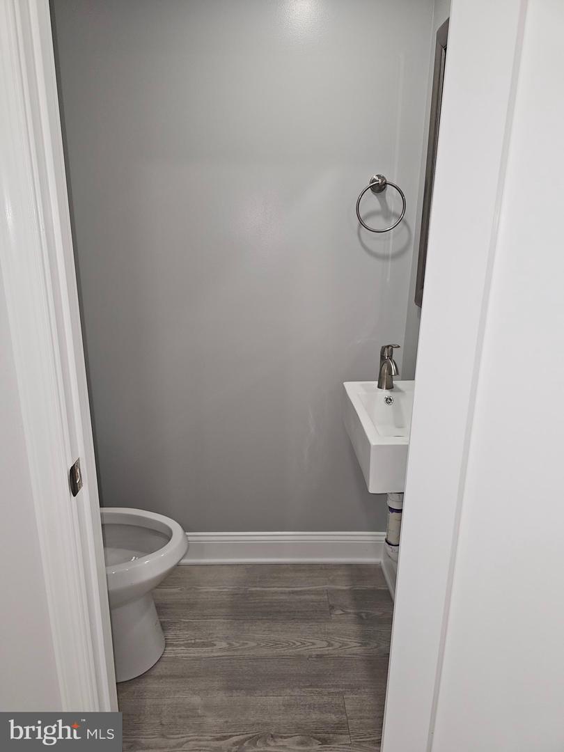 802 Allen St Property Photo 15