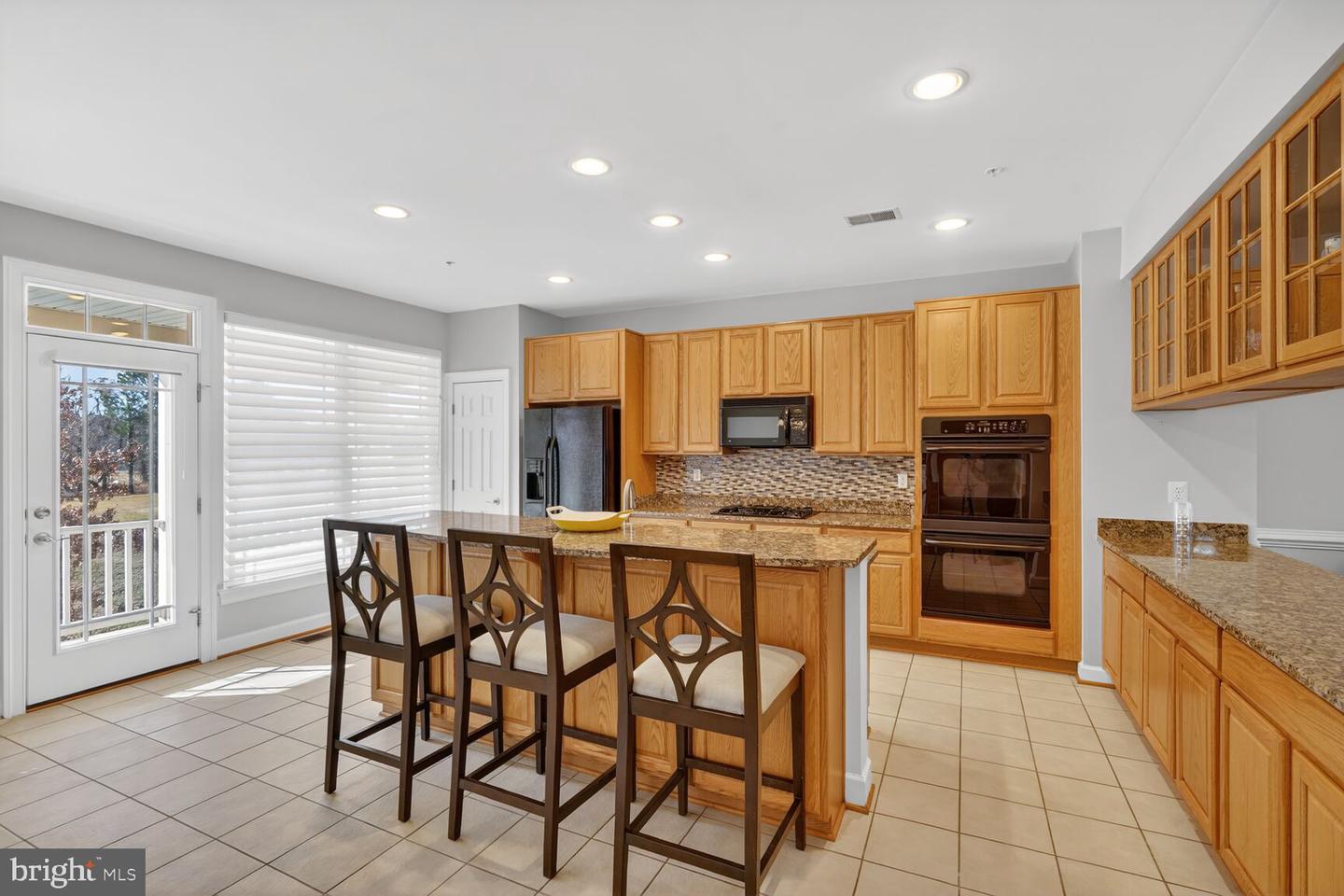 2804 Persimmon Pl #d3 Property Photo 7
