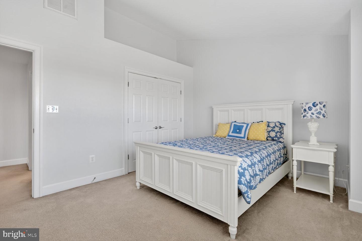 2804 Persimmon Pl #d3 Property Photo 13