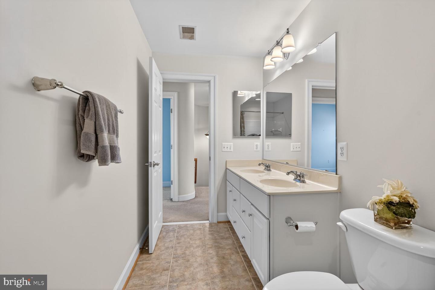 2804 Persimmon Pl #d3 Property Photo 18