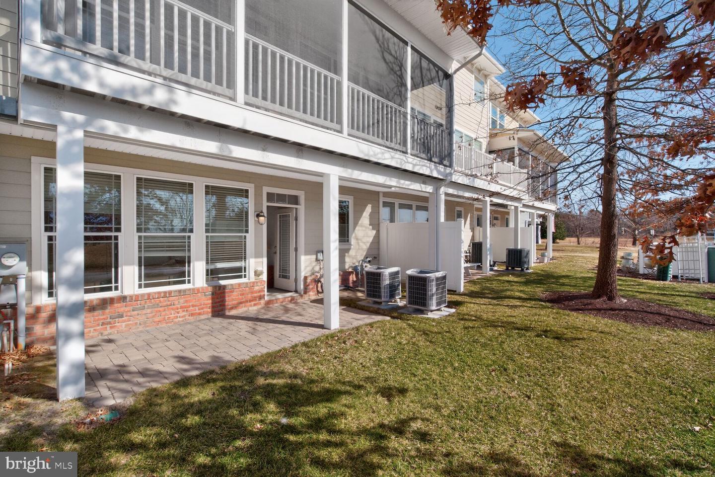 2804 Persimmon Pl #d3 Property Photo 24