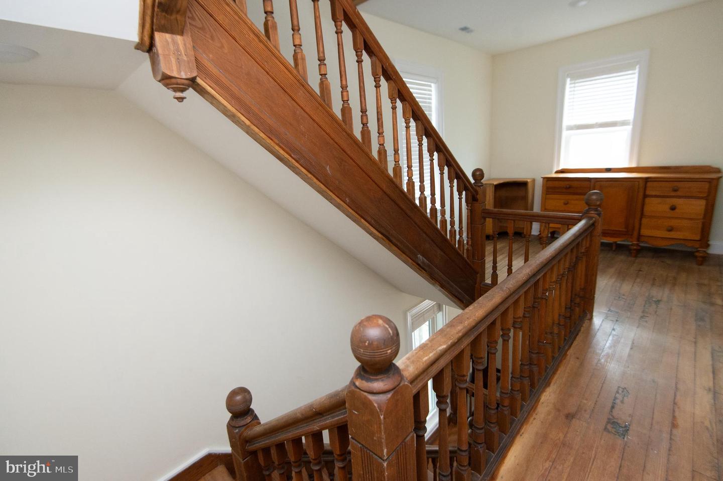 1003 Travers St Property Photo 61