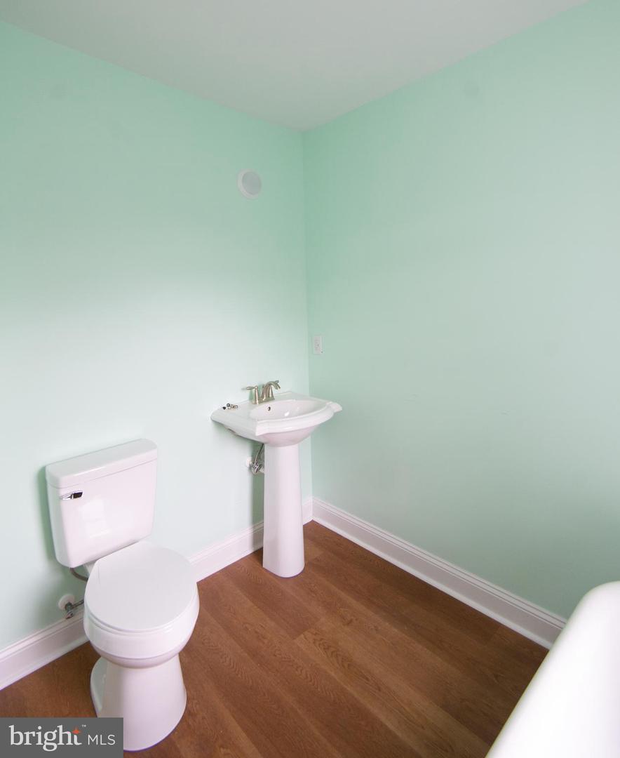 1003 Travers St Property Photo 66