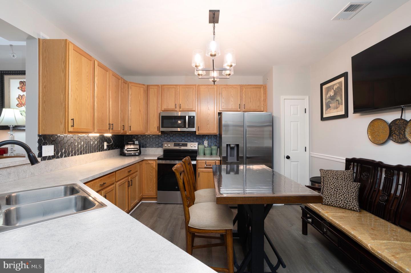 700 Cattail Cv #412 Property Photo 4