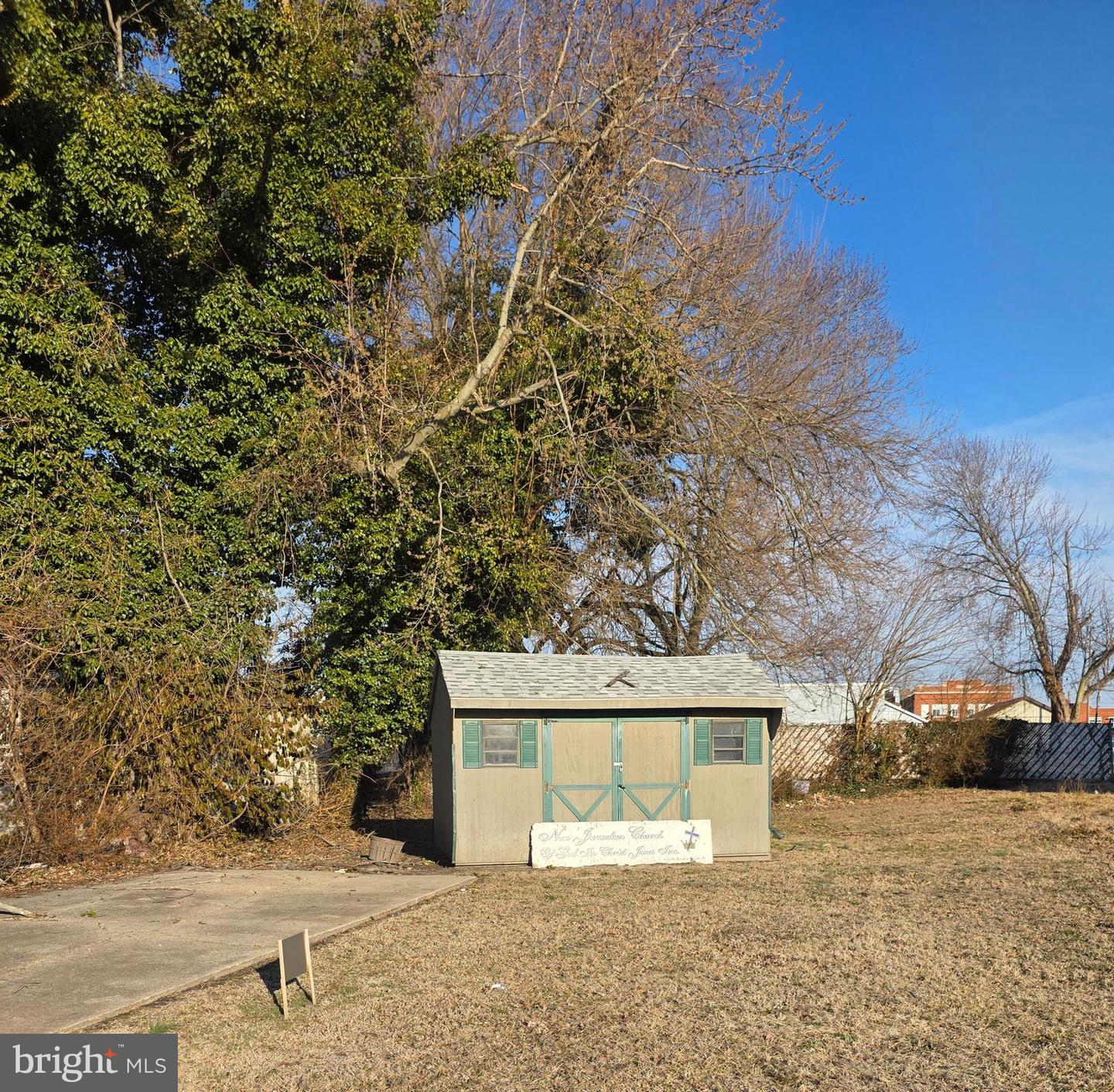 604 Pine St Property Photo 11