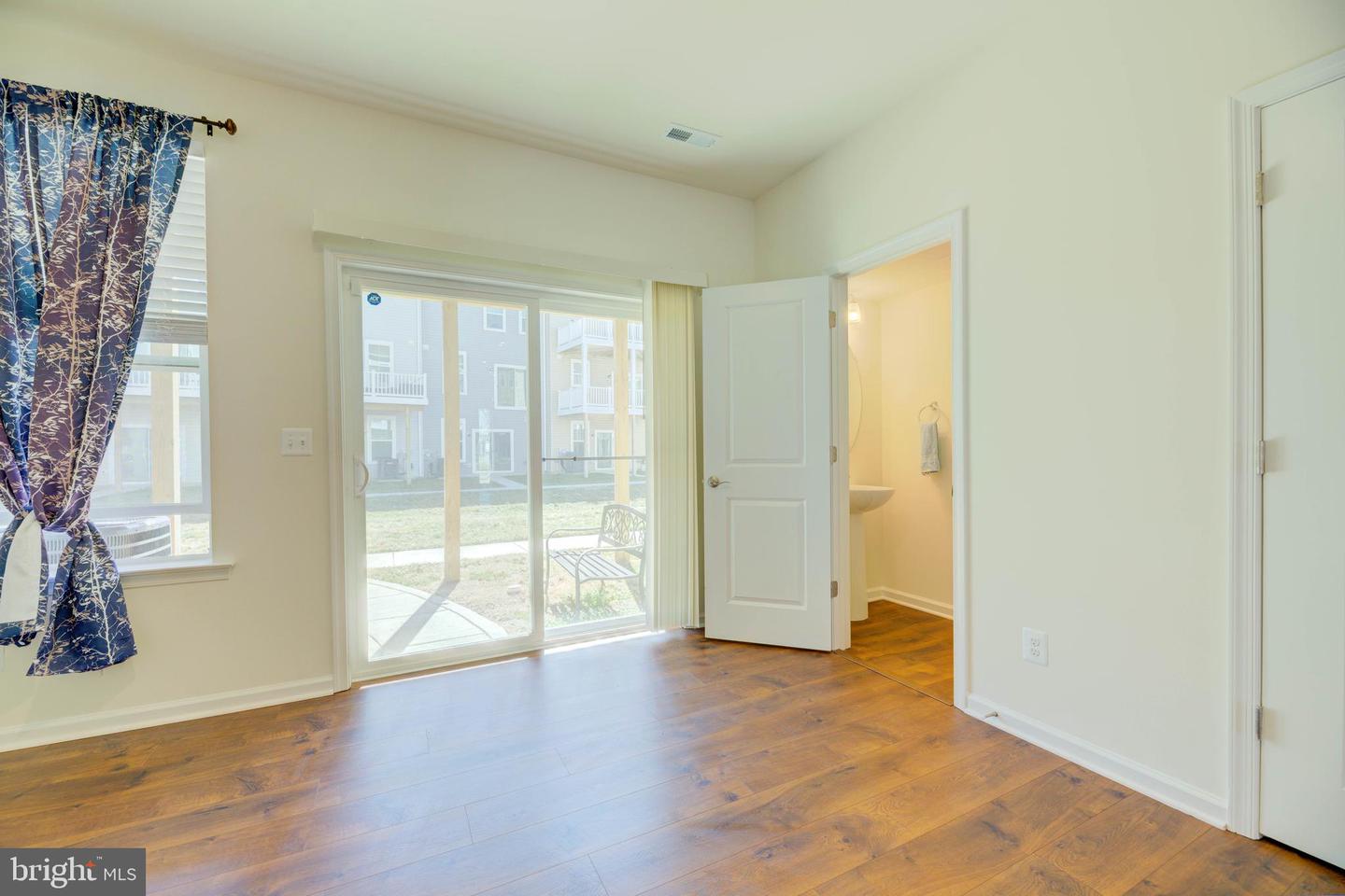 343 Shipyard Dr Property Photo 40