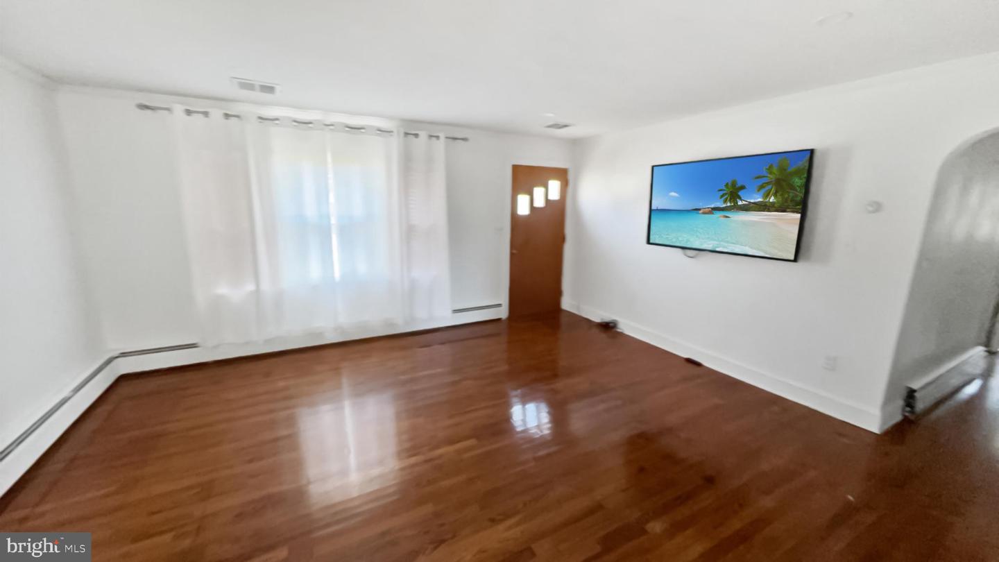 13 Nanticoke Rd Property Photo 3
