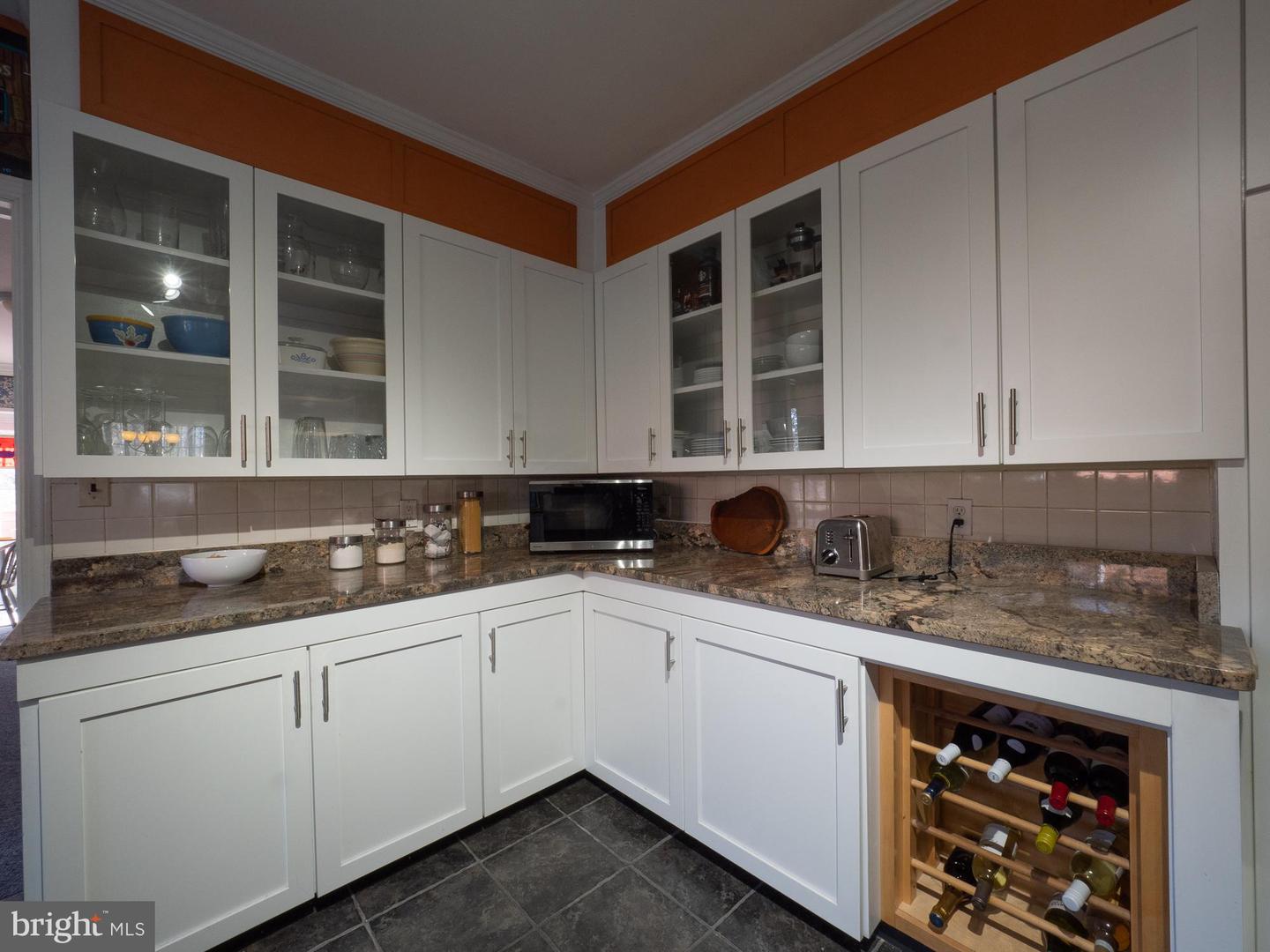 308 Glenburn Ave Property Photo 21