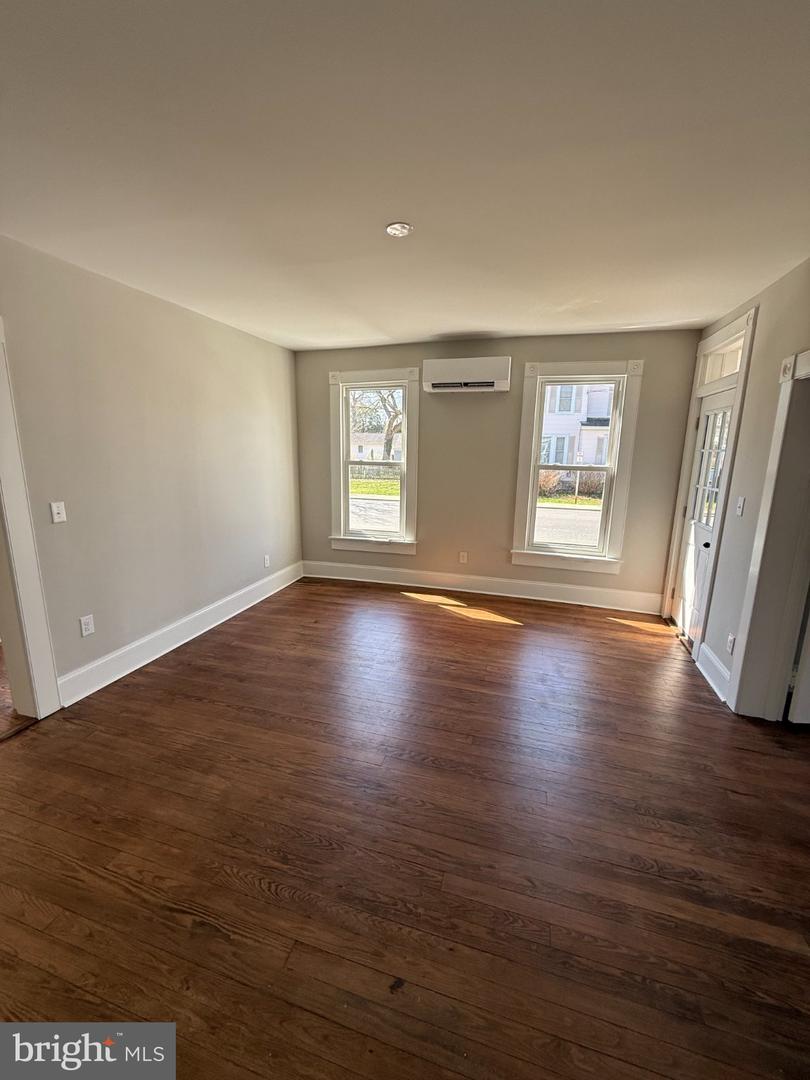 10 W End Ave Property Photo 20