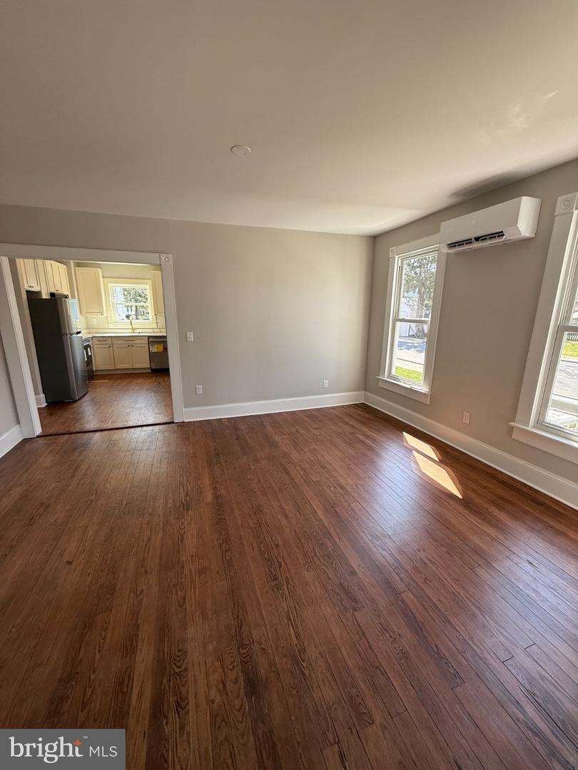 10 W End Ave Property Photo 21