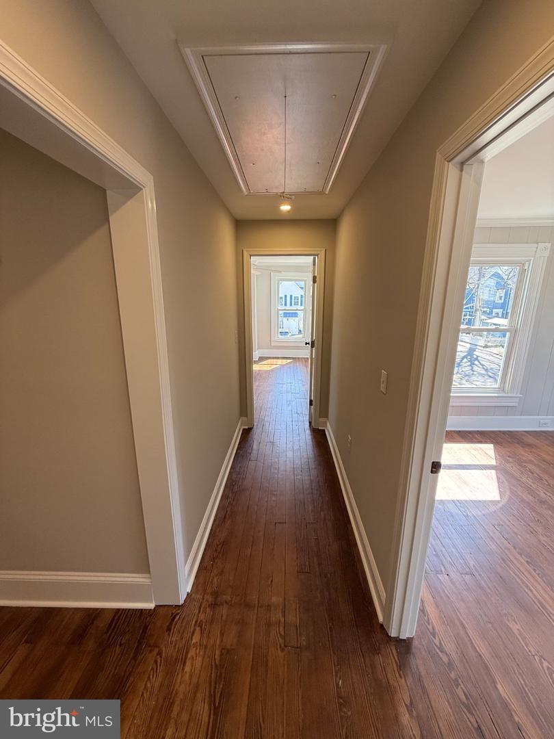 10 W End Ave Property Photo 32