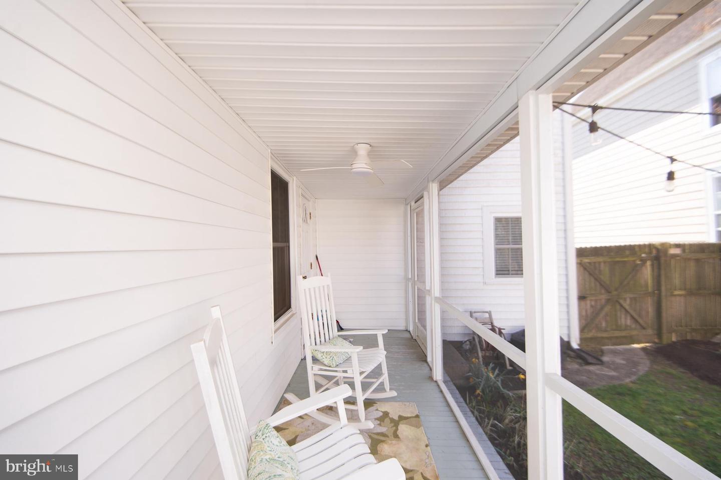 105 West End Ave Property Photo 31
