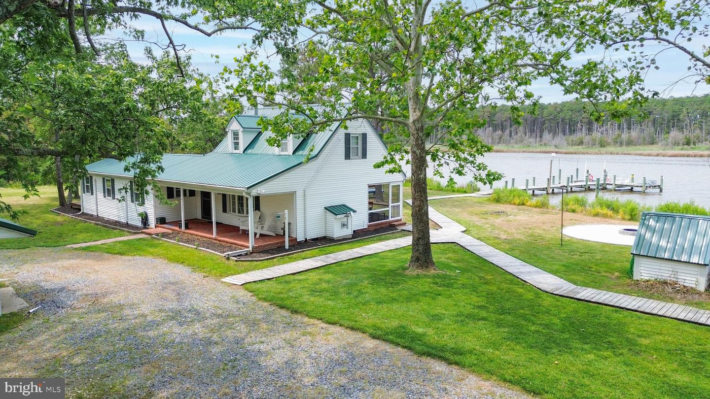 4004 Robinson Neck Rd Property Photo 1