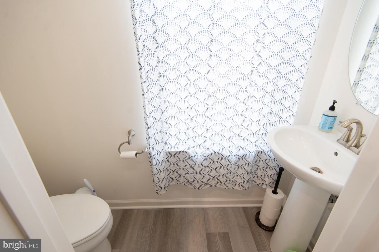 519 Seaway Ln #157 Property Photo 23