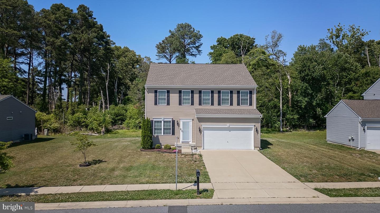 146 Regulator Dr N Property Photo 33